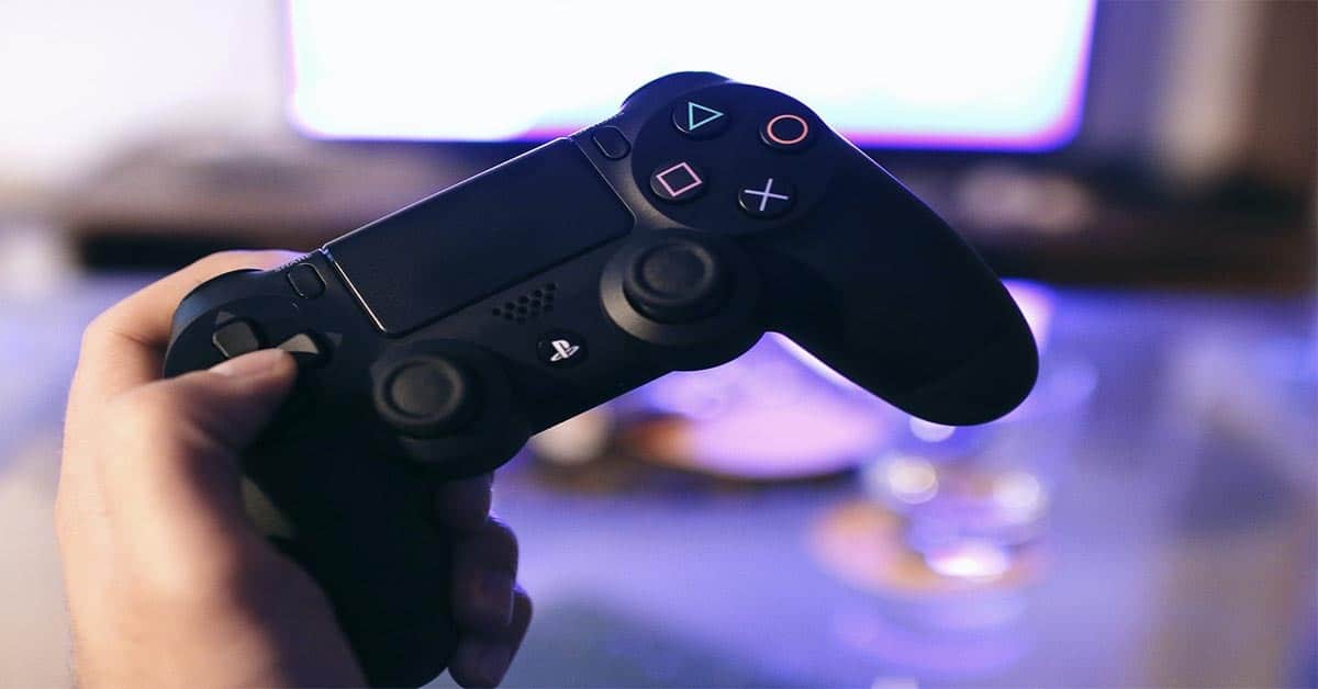 How long does a PS4 controller take to charge? Fast Charge